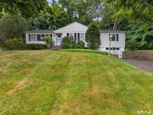 House for sale in Cheshire, Connecticut