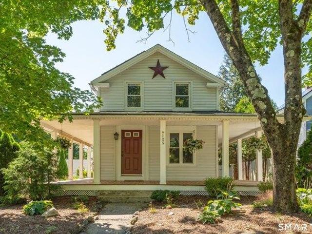 House for sale in Cheshire, Connecticut