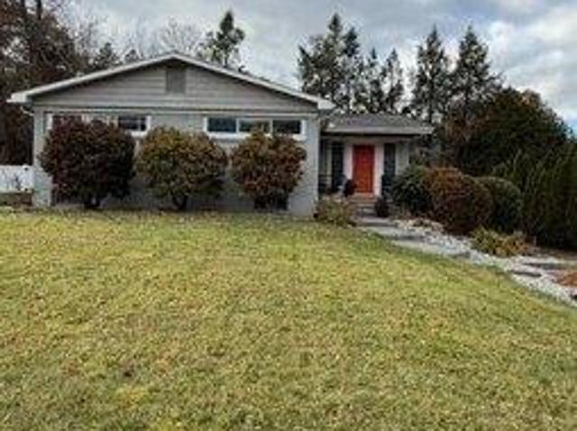 House for sale in Cheshire, Connecticut