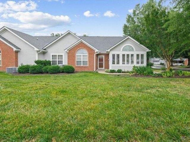 Condo for sale in Chester