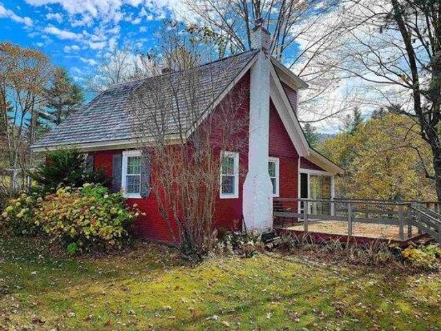 House for sale in Chester, Windsor County