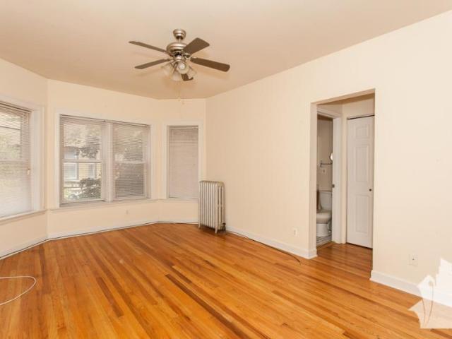 Apartment for sale in Chicago Park, Illinois