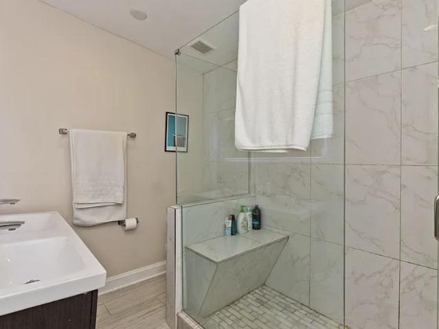 Condo for rent in Chicago Park, Illinois
