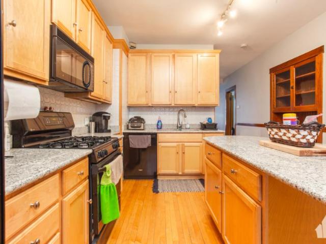 Condo for rent in West DePaul, Chicago