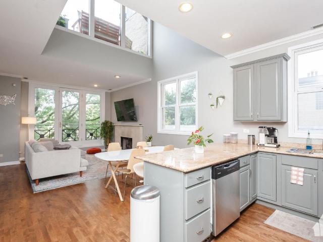 Townhouse for rent in Chicago