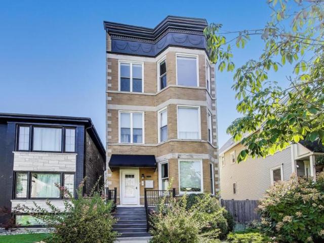 Condo for rent in Maplewood, Chicago