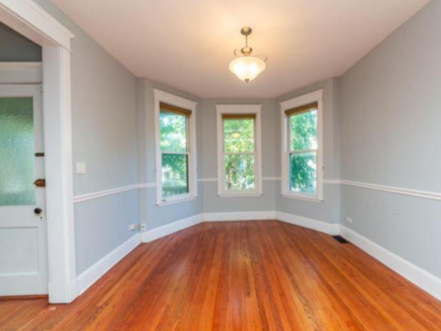 Apartment for rent in Chicago Park, Illinois