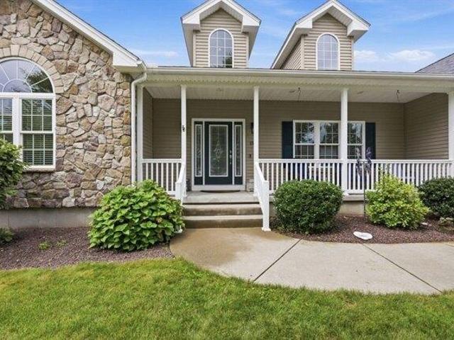 House for sale in Hampden, Massachusetts