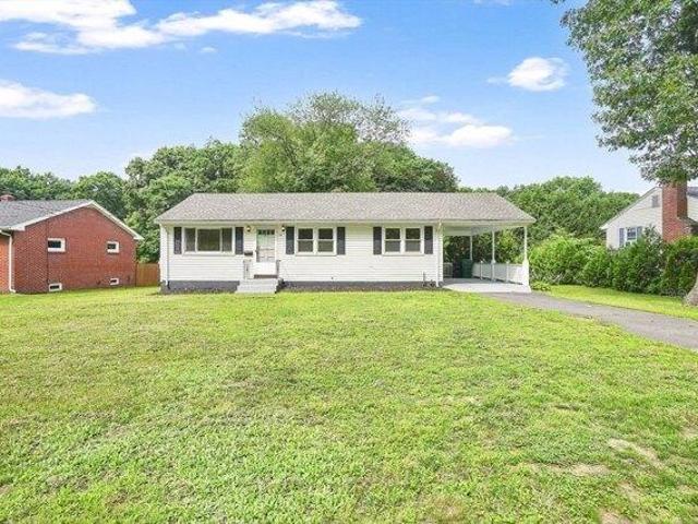 House for sale in Hampden, Massachusetts