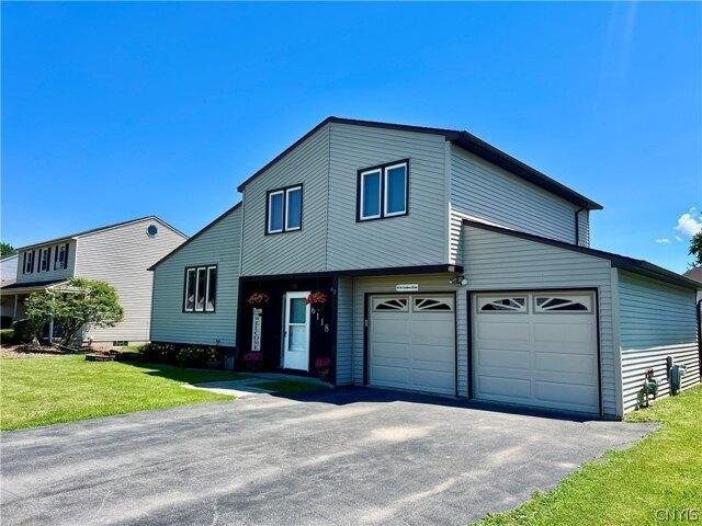 House for sale in Cicero, New York
