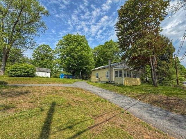 House for sale in New Hampshire