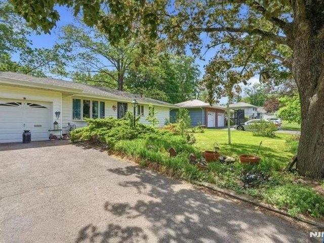 House for sale in Clark, New Jersey