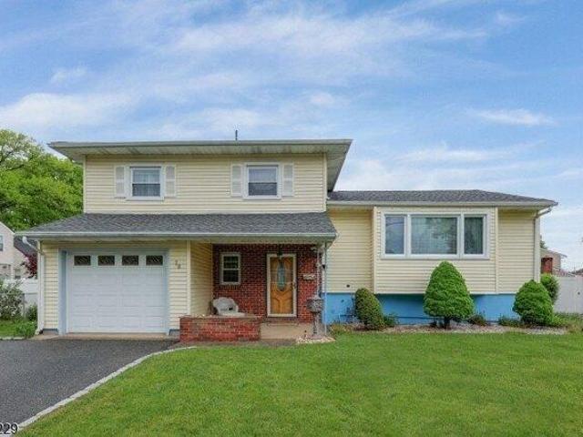 House for sale in Clark, New Jersey