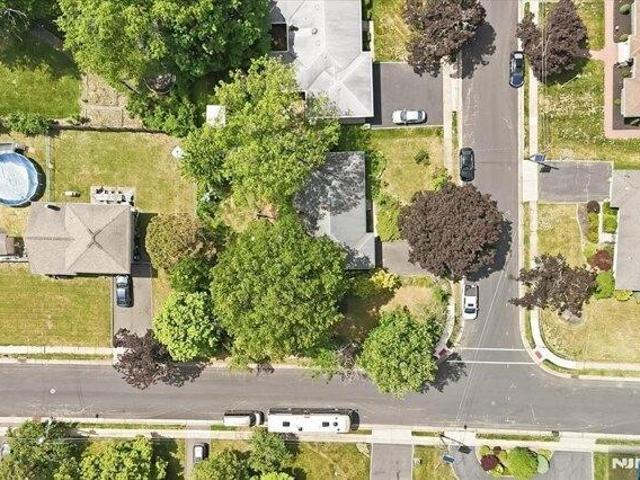 House for sale in Clark, New Jersey