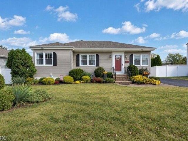 House for sale in Madison Hill, Clark