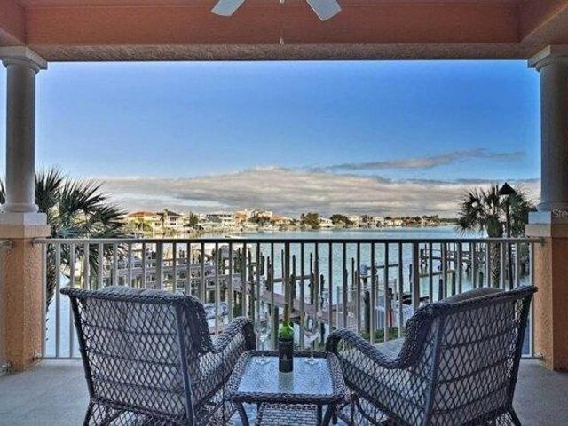 Condo for sale in Clearwater, Florida