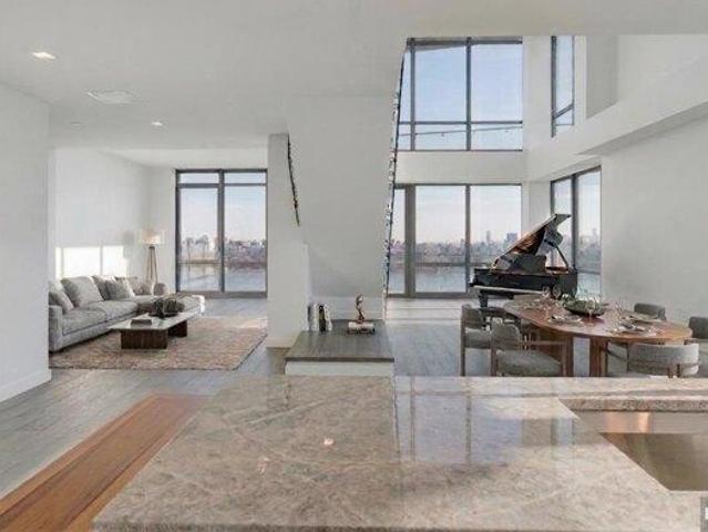 Condo for sale in Edgewater, New Jersey