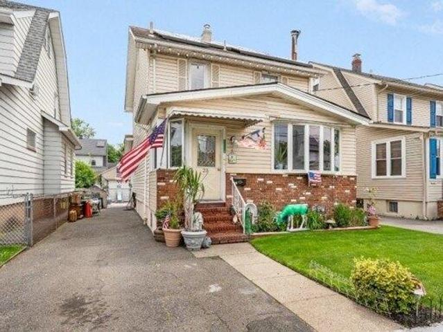 House for sale in Passaic, New Jersey