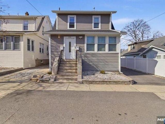 House for sale in Passaic, New Jersey