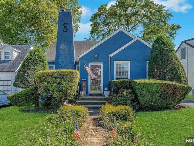 House for sale in Passaic, New Jersey