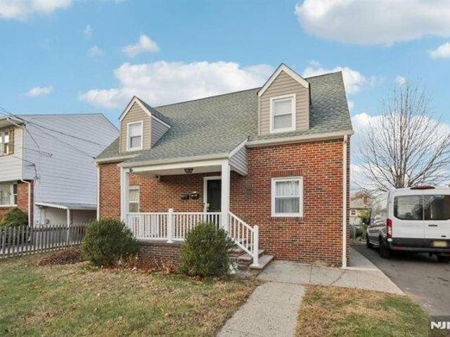 House for sale in Passaic, New Jersey