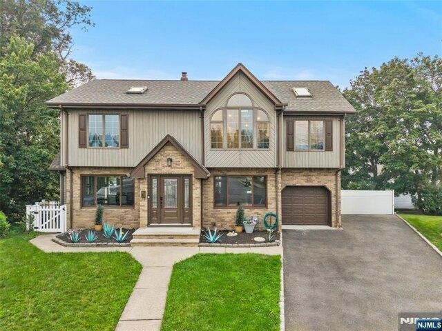 House for sale in Passaic, New Jersey