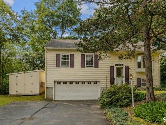 House for sale in Clinton, Connecticut
