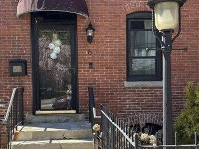 Condo for sale in Clinton, Massachusetts