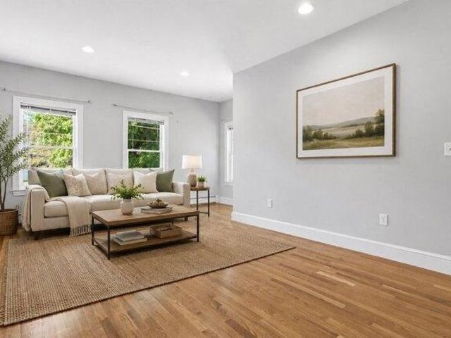 Condo for sale in Clinton, Massachusetts