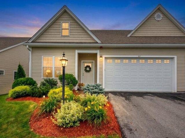 Condo for sale in Clinton, Massachusetts