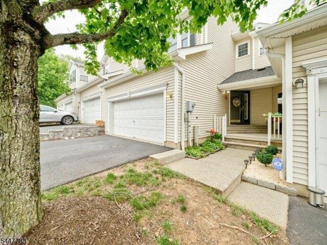 Condo for sale in Clinton, New Jersey