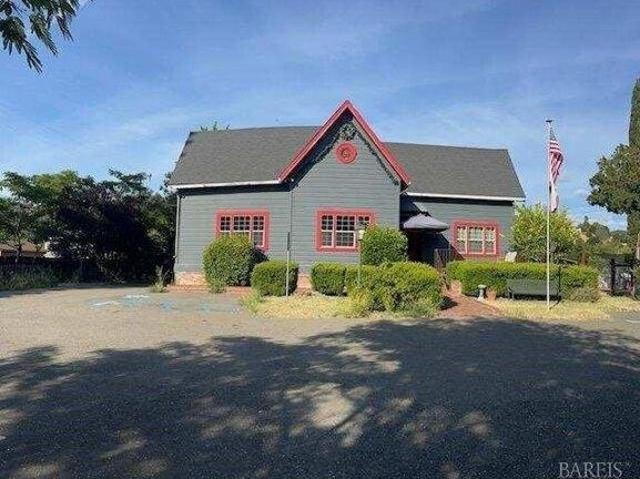 House for sale in Cloverdale, California