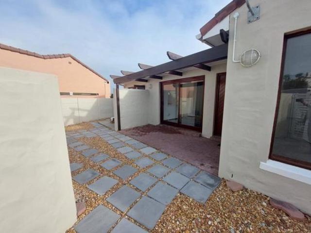 Property for rent in Cape Town, Western Cape
