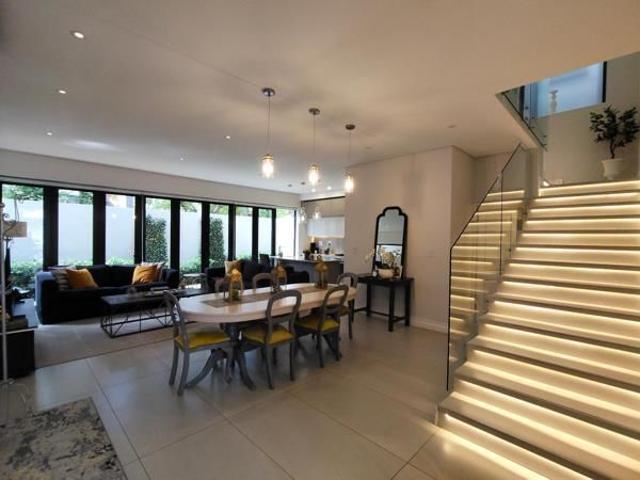 House for rent in Waterkloof, Gauteng