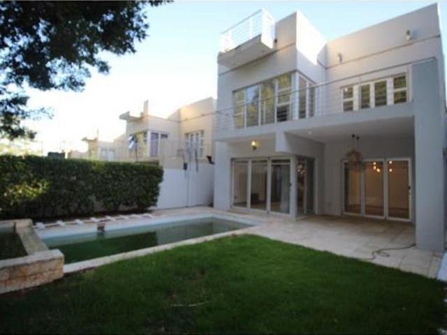 House for rent in Vosloorus, Gauteng