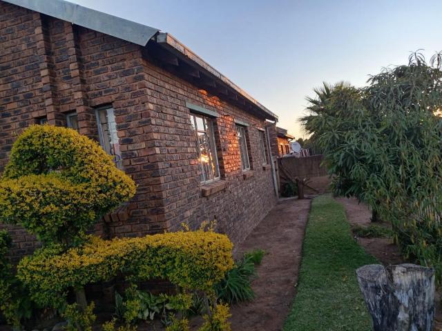 Property for sale in Hartbeespoort Dam Nature Reserve, North West