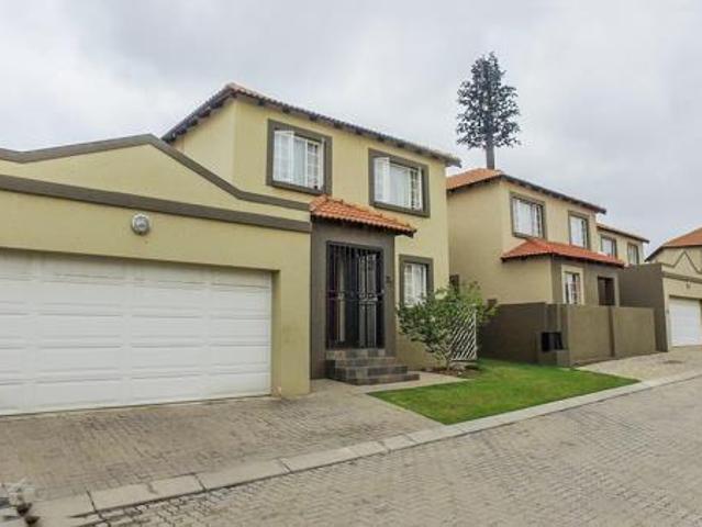 House for rent in North & Sandton, Randburg