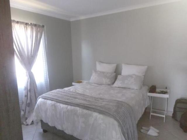 Property for rent in Waterkloof, Gauteng
