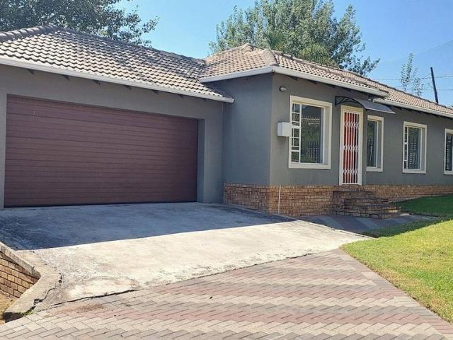 House for rent in Vosloorus, Gauteng