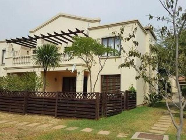 House for rent in Paulshof, Alexandra