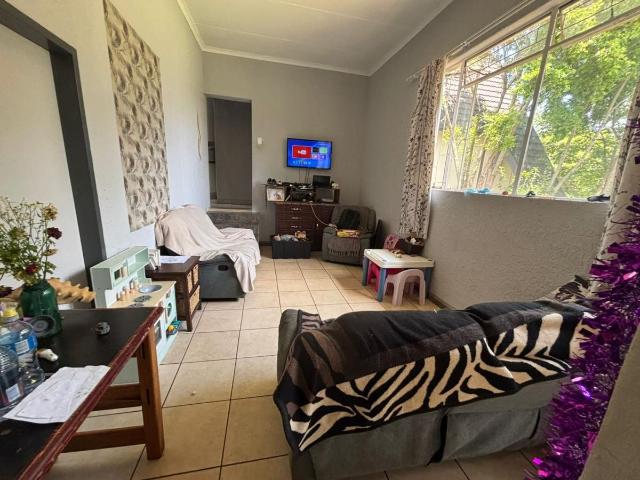 House for rent in Waterkloof, Gauteng