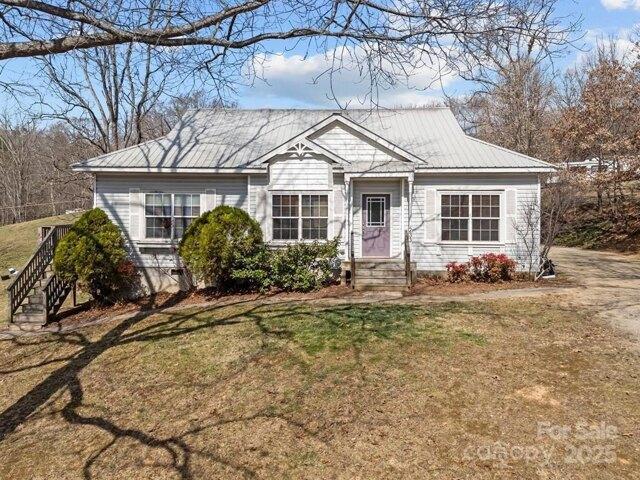 House for sale in Clyde
