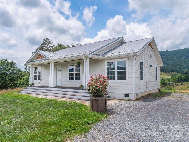 House for sale in Clyde