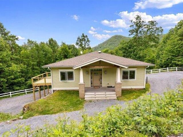 Condo for sale in Clyde
