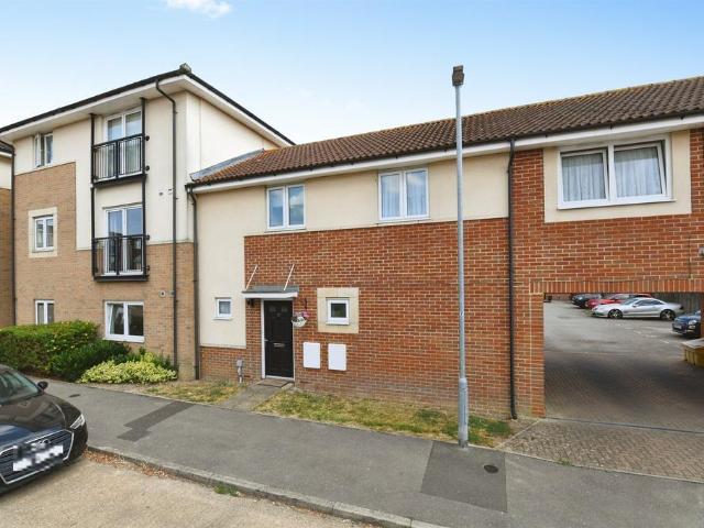 Flat for sale in Melbourne, Chelmsford