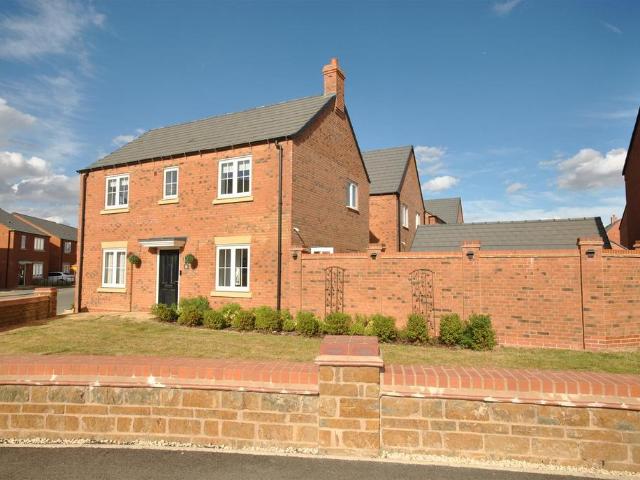 House for sale in Harpole, Northamptonshire