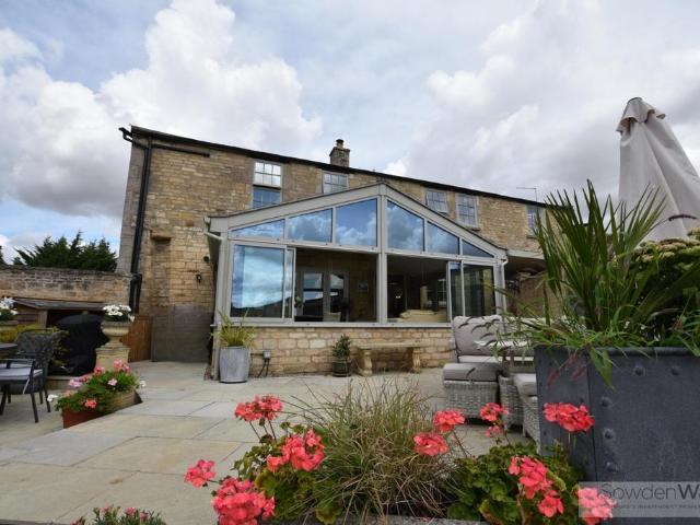 Flat for sale in Baron St Martin, Barholm