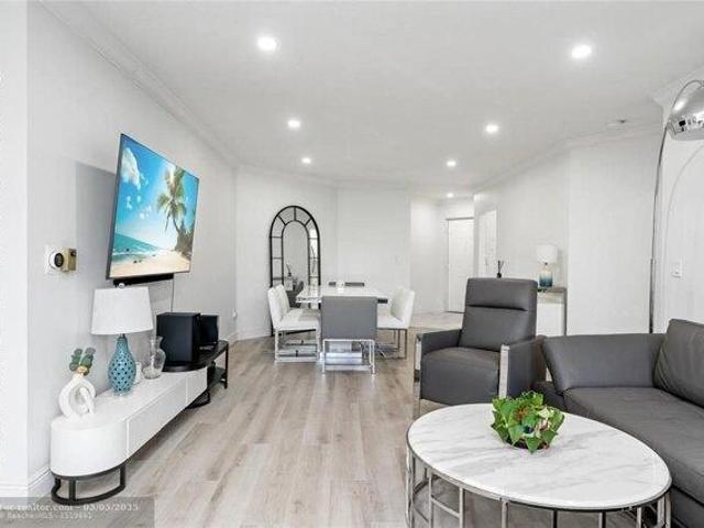 Condo for sale in Coconut Creek Condo for sale in Coconut Creek
