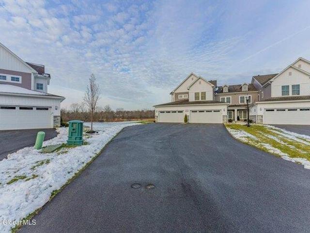 Condo for sale in Cohoes