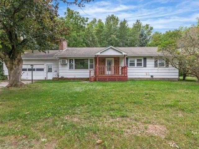 House for sale in Malletts Bay, Chittenden County